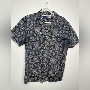 Men’s Casual Button Down